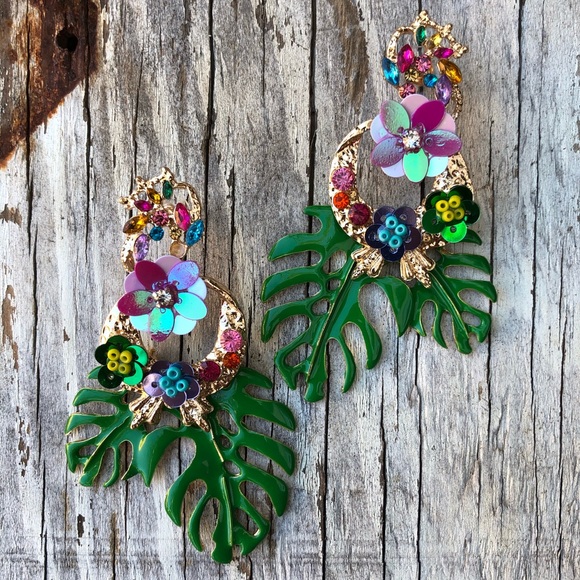 Jewelry - HP!! Monstera Leaf Statement Earrings!